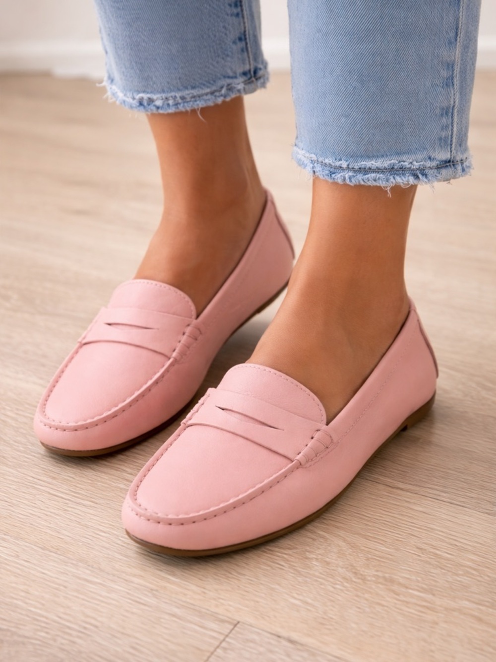 Flag Ltd Soft Pink Leather Loafers Size 8.5 Made in Brazil